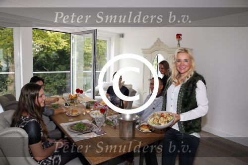 Hoorn 20 september 2014
Sonja Bakker en Jan Reus in hun nieuwe huis in Hoorn.