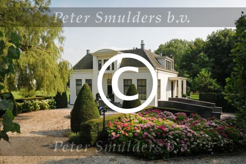 Hoorn
Huis Sonja Bakker dat nu te koop staat.