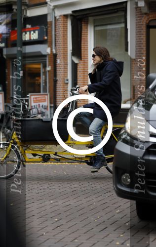 Amsterdam 7 oktober 2014
Susan Visser op de fiets in amsterdam zuid