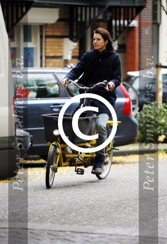 Amsterdam 7 oktober 2014
Susan Visser op de fiets in amsterdam zuid