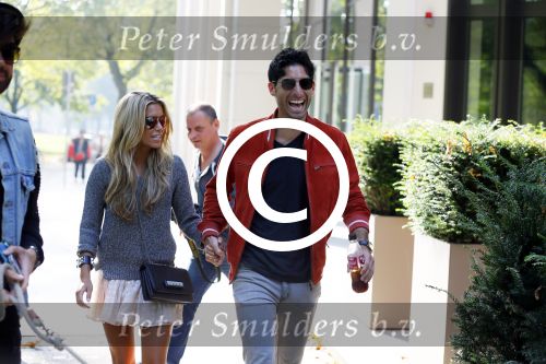 Hamburg 3 oktober 2014
Sylvie Meis verlaat haar appartement met haar nieuwe vriend Samuel Deutsch om te gaan lunchen in een restaurant.