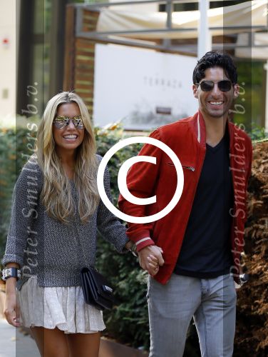 Hamburg 3 oktober 2014
Sylvie Meis verlaat haar appartement met haar nieuwe vriend Samuel Deutsch om te gaan lunchen in een restaurant.