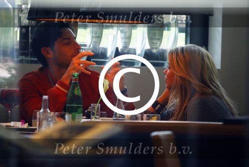 Hamburg 3 oktober 2014
Sylvie Meis verlaat haar appartement met haar nieuwe vriend Samuel Deutsch om te gaan lunchen in een restaurant.