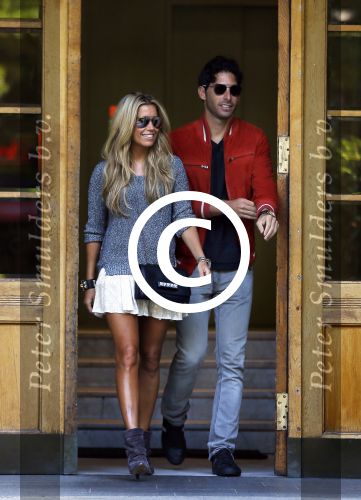Hamburg 3 oktober 2014
Sylvie Meis verlaat haar appartement met haar nieuwe vriend Samuel Deutsch om te gaan lunchen in een restaurant.