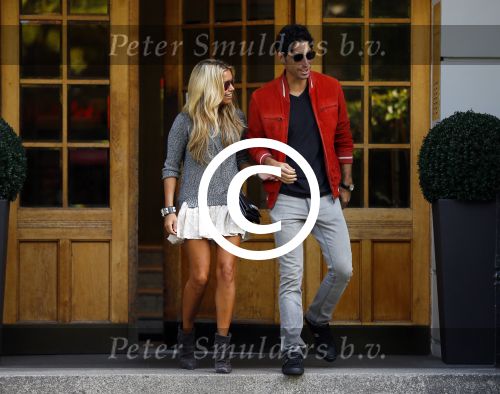 Hamburg 3 oktober 2014
Sylvie Meis verlaat haar appartement met haar nieuwe vriend Samuel Deutsch om te gaan lunchen in een restaurant.