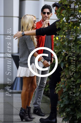 Hamburg 3 oktober 2014
Sylvie Meis verlaat haar appartement met haar nieuwe vriend Samuel Deutsch om te gaan lunchen in een restaurant.
