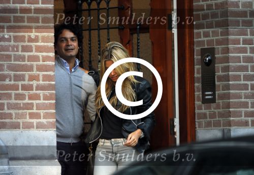 Amsterdam 10 oktober 2014
Sylvie Meis wordt bij het conservatorium hotel opgehaald met de taxi en daaran naar haar advocaat Robert Geerlings en naar schiphol gebracht.