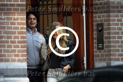 Amsterdam 10 oktober 2014
Sylvie Meis wordt bij het conservatorium hotel opgehaald met de taxi en daaran naar haar advocaat Robert Geerlings en naar schiphol gebracht.
