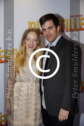 Amsterdam 22 september 2014
Premiere Pijnstillers in Tuschinski.
Tessa Schram en partner