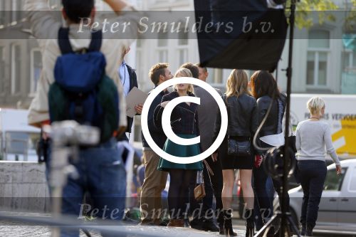 Amsterdam 30 september 2014
Kelly Kruger, Darin Brooks, Kim Matula, Scott Clifton, Ashleigh Brewer en Ferry Doedens uit de Amerikaanse soapserie The Bold and the Beautiful tijdens opnames op de dam in Amsterdam.