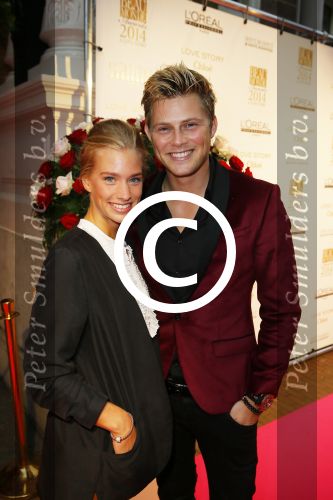 Amsterdam 29 september 2014
Beau monde awards in het Amstel hotel. Tim Douwsema met vriendin
