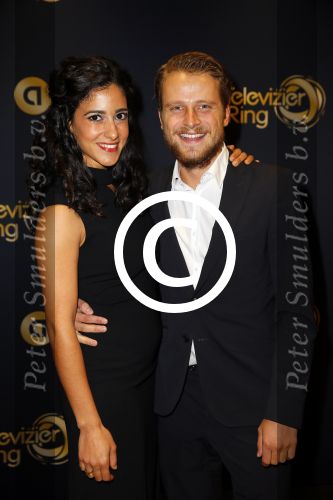 Amsterdam 16 oktober 2014
Uitreiking gouden televizierring in Carre. Toprak yalciner met vriend