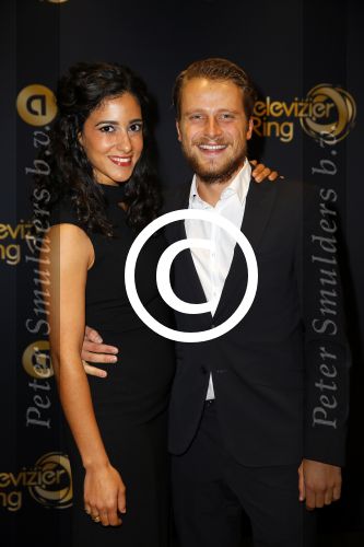 Amsterdam 16 oktober 2014
Uitreiking gouden televizierring in Carre. Toprak yalciner met vriend
