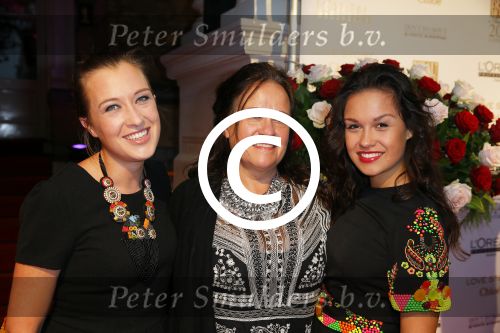 Amsterdam 29 september 2014
Beau monde awards in het Amstel hotel.
Lola, moeder Xandra en Holly Brood