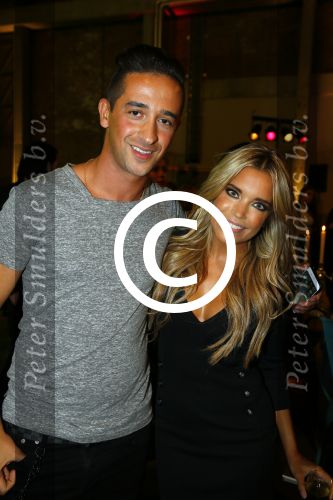 Amsterdam 9 oktober 2014
Presentatie hunkemoller met Sylvie Meis in de westergasfabriek.
Haar vriend Samuel Deutsch kwam ook even kijken. Yesser zingt voor Sylvie