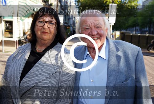Amsterdam 30 september 2015
Boekpresenatie Joop van Tellingen in Players. Aanwezig Dennis Ria Nathalie en Fender v Tellingen alsmede rest van de familie. Aad v Toor met vrouw