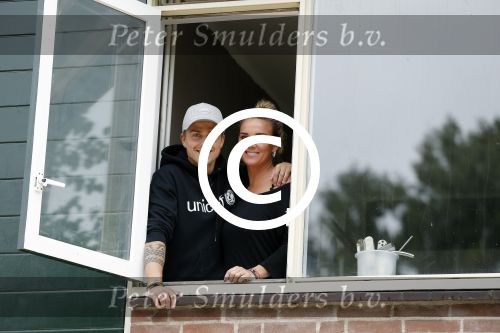 Vinkeveen 24 september 2015
Andre Hazes jr en zijn vriendin Monique gaan samen wonen in hun nieuwe huis.