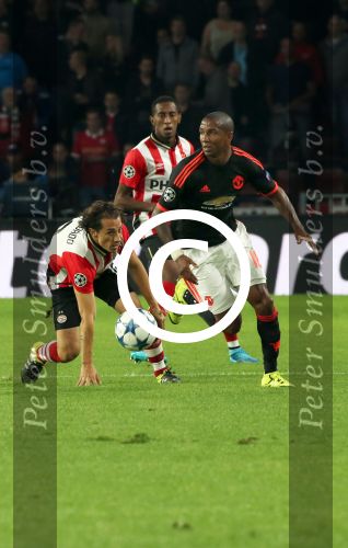 Eindhoven, 15 September 2015
CL 2015/2016
Eerste wedstrijd PSV-Manchester United, eindstand 2-1
Andres Guardado in duel met Ashley Young
