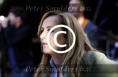 Haarzuilens 27 september 2015
Aktie om bomen te planten gepresenteerd door Beau v Erven Dorens en Angela Groothuizen.
oa Evelyn Struik Trijntje OOsterhuis Nick & Simon Marjan Berk Tineke Schouten Ruud Feltkamp en inge Ipenburg werken mee.