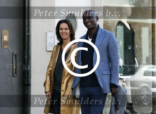Amsterdam 19 september 2015
Annemarie v Gaal met nieuwe vriend Rhandy MacNack op de pc hooftstraat