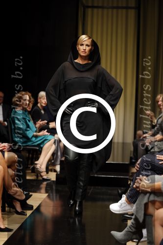 Amsterdam 19 september 2015
Anouk Smulders loopt mee met de modeshow van Mart Visser in het conservatorium hotel.