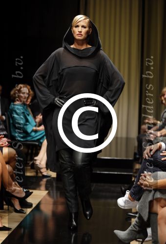 Amsterdam 19 september 2015
Anouk Smulders loopt mee met de modeshow van Mart Visser in het conservatorium hotel.