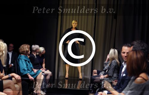 Amsterdam 19 september 2015
Anouk Smulders loopt mee met de modeshow van Mart Visser in het conservatorium hotel.