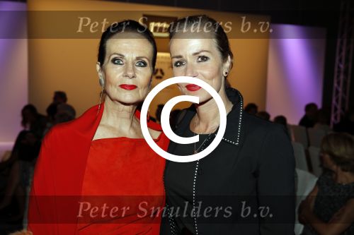 Amsterdam 13 september 2015
Modeshow Paul Schulten in het okura.
Ans Markus met dochter Siegfried