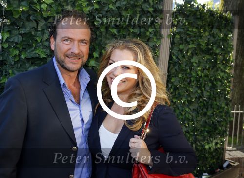 Amsterdam 30 september 2015
Boekpresenatie Joop van Tellingen in Players. Aanwezig Dennis Ria Nathalie en Fender v Tellingen alsmede rest van de familie. Antje Monteiro met vriend