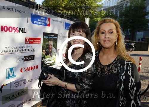 Amsterdam 30 september 2015
Boekpresenatie Joop van Tellingen in Players. Aanwezig Dennis Ria Nathalie en Fender v Tellingen alsmede rest van de familie. Astrid Colle