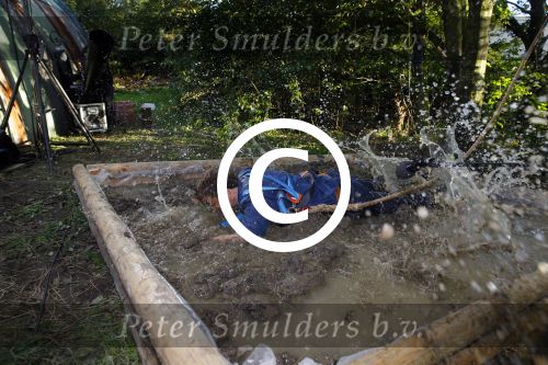 Haarzuilens 27 september 2015
Aktie om bomen te planten gepresenteerd door Beau v Erven Dorens en Angela Groothuizen.
oa Evelyn Struik Trijntje OOsterhuis Nick & Simon Marjan Berk Tineke Schouten Ruud Feltkamp en inge Ipenburg werken mee.