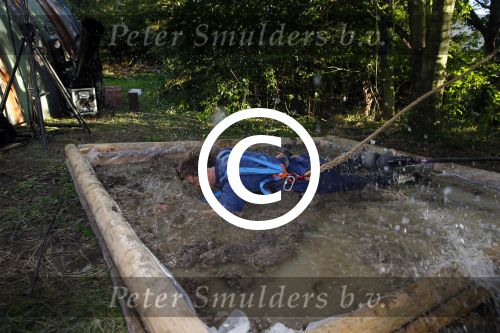 Haarzuilens 27 september 2015
Aktie om bomen te planten gepresenteerd door Beau v Erven Dorens en Angela Groothuizen.
oa Evelyn Struik Trijntje OOsterhuis Nick & Simon Marjan Berk Tineke Schouten Ruud Feltkamp en inge Ipenburg werken mee.