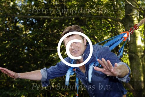 Haarzuilens 27 september 2015
Aktie om bomen te planten gepresenteerd door Beau v Erven Dorens en Angela Groothuizen.
oa Evelyn Struik Trijntje OOsterhuis Nick & Simon Marjan Berk Tineke Schouten Ruud Feltkamp en inge Ipenburg werken mee.