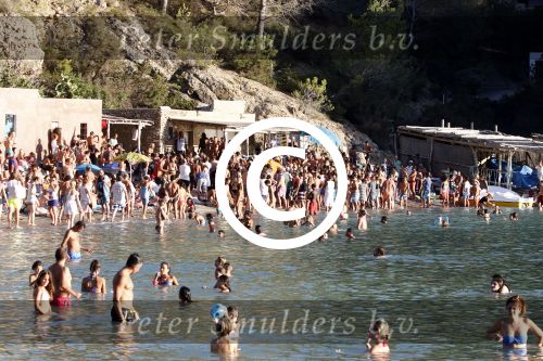 ibiza juli aug 2015
div stranden en clubs op ibiza. strand beniras