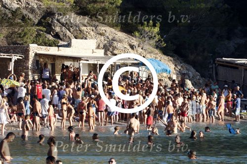 ibiza juli aug 2015
div stranden en clubs op ibiza. strand beniras