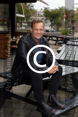 Amsterdam 7 oktober 2015
Carlo Boszhard en zijn vriend Herald bij de presentatie van zijn nieuwe programma.