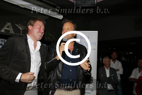 Amsterdam 30 september 2015
Boekpresenatie Joop van Tellingen in Players. Aanwezig Dennis Ria Nathalie en Fender v Tellingen alsmede rest van de familie. Carlo Boszhard