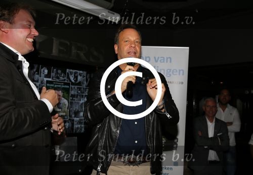 Amsterdam 30 september 2015
Boekpresenatie Joop van Tellingen in Players. Aanwezig Dennis Ria Nathalie en Fender v Tellingen alsmede rest van de familie. Carlo Boszhard