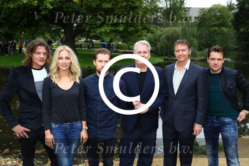 Tygo Gernandt, Jennifer Hoffman. Tim Haars, Thomas Acda, Thom Hoffman en Job Bovenlander, zij spelen in de de SBS-Series, Dokter Tinus en Bureau Raampoort