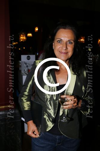 Haarlem 12 oktober 2015
Premiere meisje met het rode haar in schouwburg van haarlem.
Cilly Dartell met zoon
