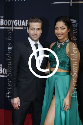 Utrecht 27 september 2015
Premiere the bodyguard met oa Romy Monteiro Mark v Eeuwen  Carolina Dijkhuizen en Patrick Martens.