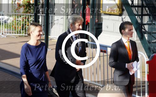 Amsterdam 26 september 2015
200 jaar koninkrijk in carre met oa aanwezig Koning Willem Alexander koningin Maxima en Prinsesd Beatrix.