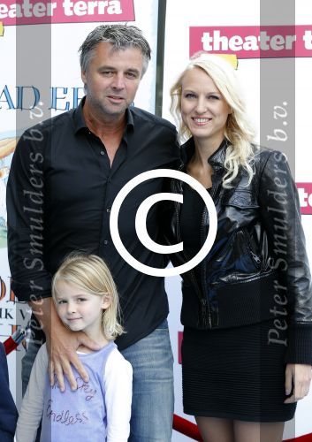 Amsterdam 19 september 2015  
Premiere in de meervaart . Elisah Braaksma met man en dochter
