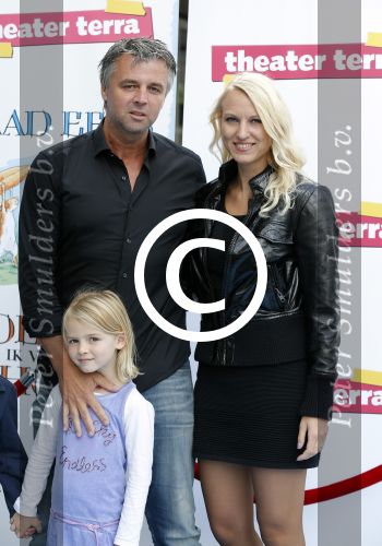 Amsterdam 19 september 2015  
Premiere in de meervaart . Elisah Braaksma met man en dochter