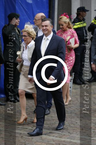 Den Haag 15 september 2015
Prinsjesdag 2015 met Koning Willem Alexander Koningin Maxima prins Constantijn en Prinses Laurentien. Dit jaar wordt de gouden koets voorlopig voor het laatst gebruikt. Emiel Roemer met vrouw