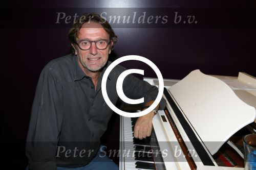 Amsterdam 6 oktober 2015 
Presentatie zangers musicals in concert in het ziggo dome. De aanwezigen waren Anouk Maas B Brave Stanley Burleson Mariska v Kolck Simone Kleinsma William Spaaij Eric v Tijn Rene v Kooten en Maurice Wijnen.