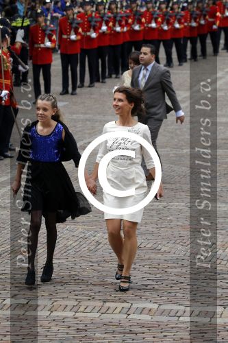 Den Haag 15 september 2015
Prinsjesdag 2015 met Koning Willem Alexander Koningin Maxima prins Constantijn en Prinses Laurentien. Dit jaar wordt de gouden koets voorlopig voor het laatst gebruikt. Esther Ouwehand met dochter