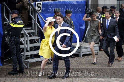 Den Haag 15 september 2015
Prinsjesdag 2015 met Koning Willem Alexander Koningin Maxima prins Constantijn en Prinses Laurentien. Dit jaar wordt de gouden koets voorlopig voor het laatst gebruikt. Fleur Agema met man