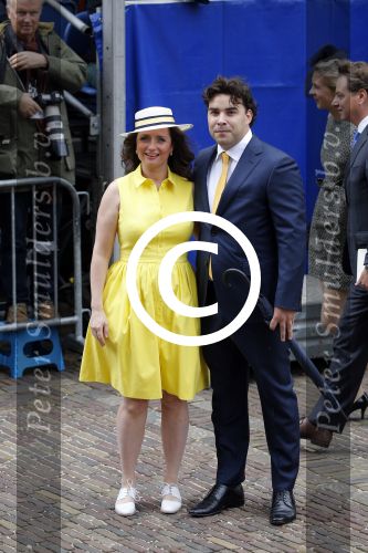 Den Haag 15 september 2015
Prinsjesdag 2015 met Koning Willem Alexander Koningin Maxima prins Constantijn en Prinses Laurentien. Dit jaar wordt de gouden koets voorlopig voor het laatst gebruikt. Fleur Agema met man