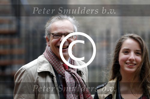 Den Haag 15 september 2015
Prinsjesdag 2015 met Koning Willem Alexander Koningin Maxima prins Constantijn en Prinses Laurentien. Dit jaar wordt de gouden koets voorlopig voor het laatst gebruikt. Frank de Grave met nichtje